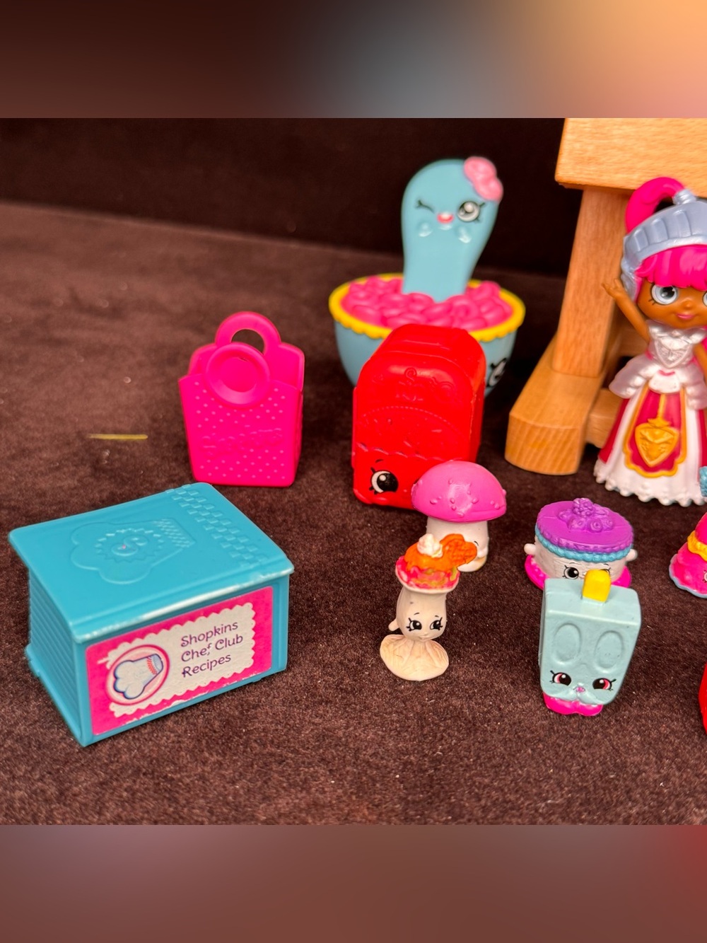 Huge Shopkins Lot Lil Shoppies Dolls Furniture Accessories Figures Mini Toy Lot - Picture 3 of 7